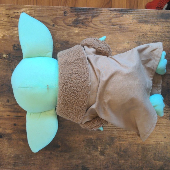 Baby Yoda grogu star wars plushies 16 inches - Picture 2 of 3